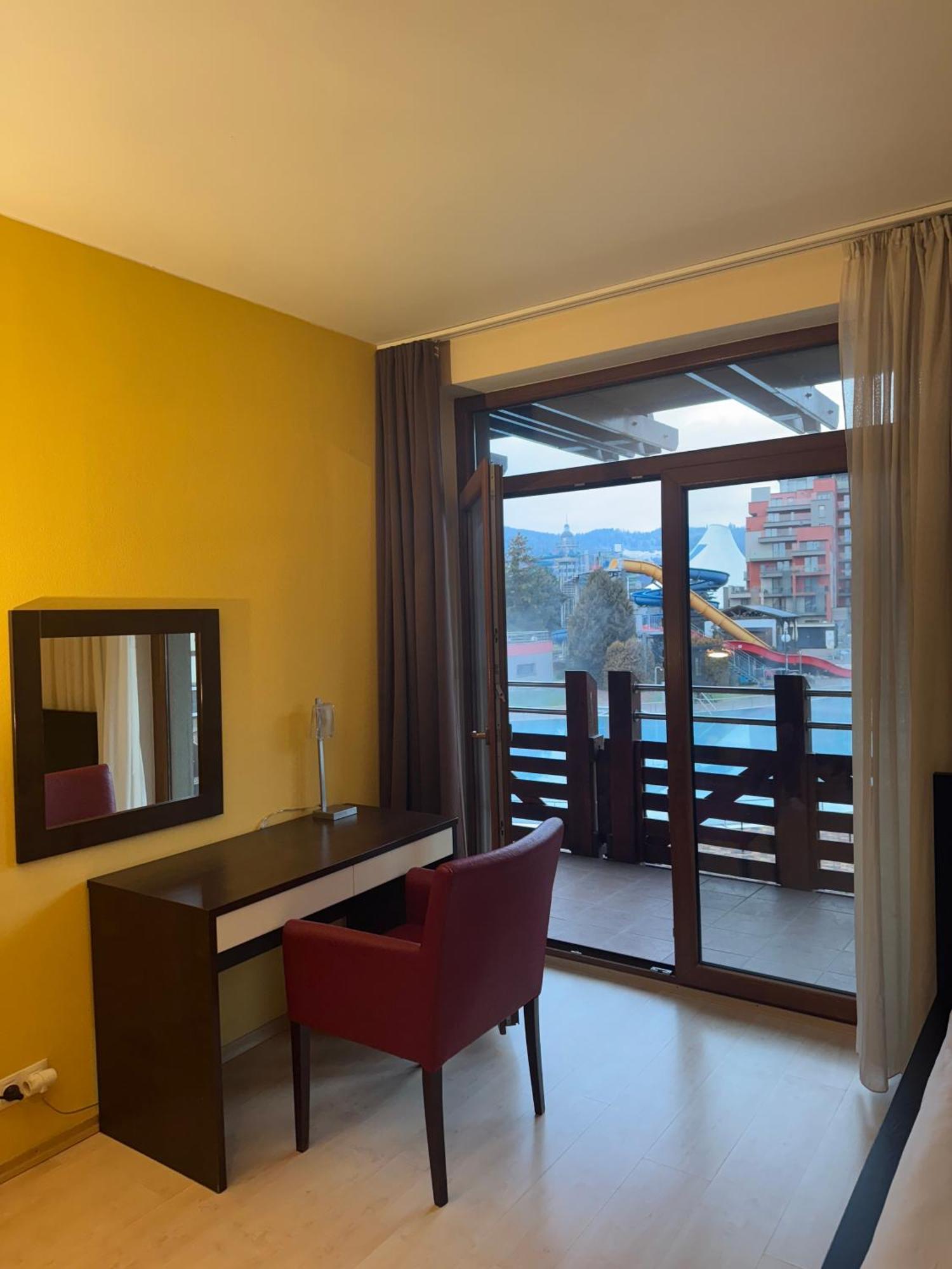 Apartman Paradise Besenova Luaran gambar