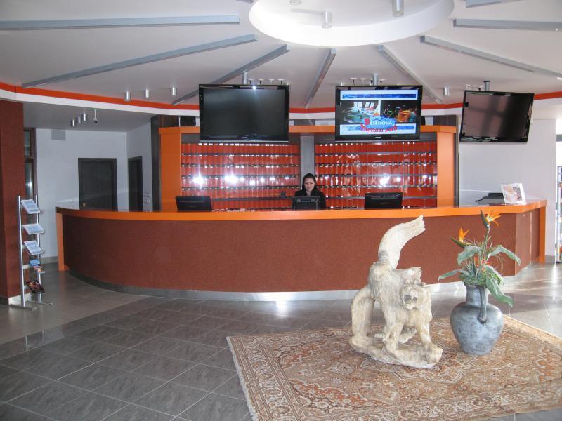 Apartman Paradise Besenova Luaran gambar